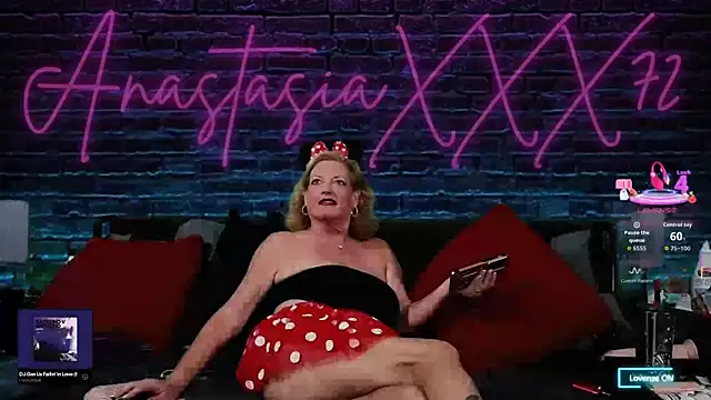 anastasiaxxx72 online show from October 2025 01:15:02 AM