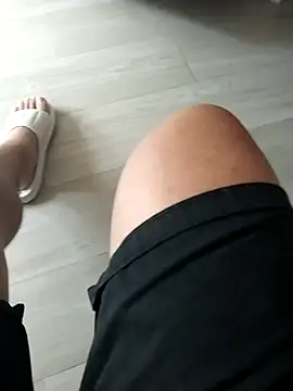 Snapshot of Dannydy2015 chatting on October 2025 05:30:01 AM Dannydy2015 online show from October 2025 05:30:01 AM