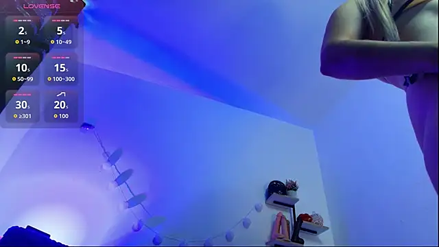 Snapshot of KrishnaCanha chatting on October 2025 08:13:02 PM KrishnaCanha online show from October 2025 08:13:02 PM