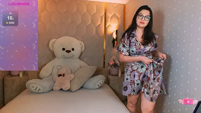 ZarifaBev online show from February 2025 06:24:02 PM
