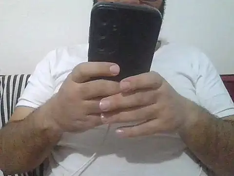 UrfavSlaveBitch online show from March 2026 05:10:02 PM