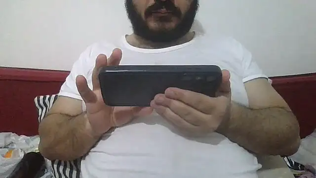 UrfavSlaveBitch online show from March 2026 06:09:02 PM