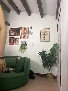 Adeellee  online show from April 2026 05:27:02 PM