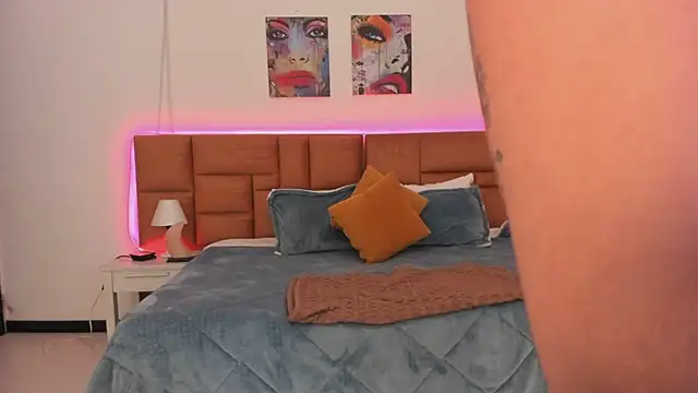 Regina blum online show from February 2026 12:12:02 PM