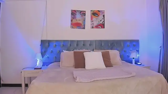 Regina blum online show from October 2025 12:17:02 PM