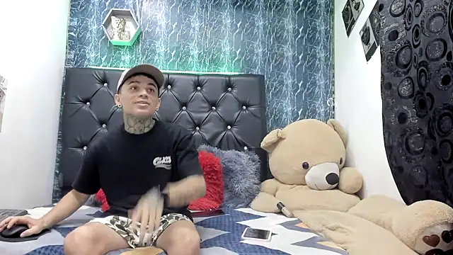 exotic hot couple online show from November 2025 07:29:02 PM