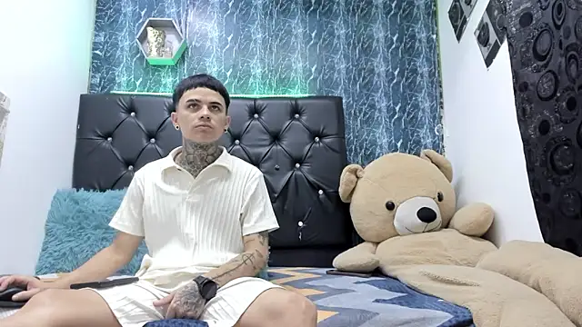 exotic hot couple online show from January 2026 11:44:02 PM