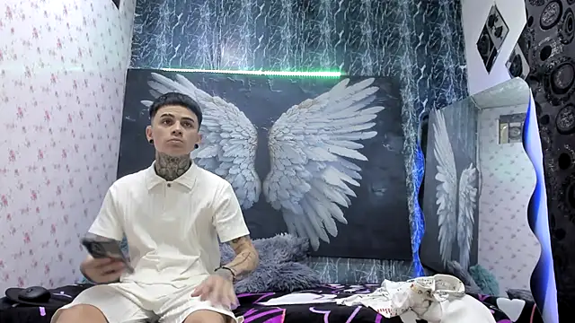 exotic hot couple online show from March 2026 10:02:02 PM