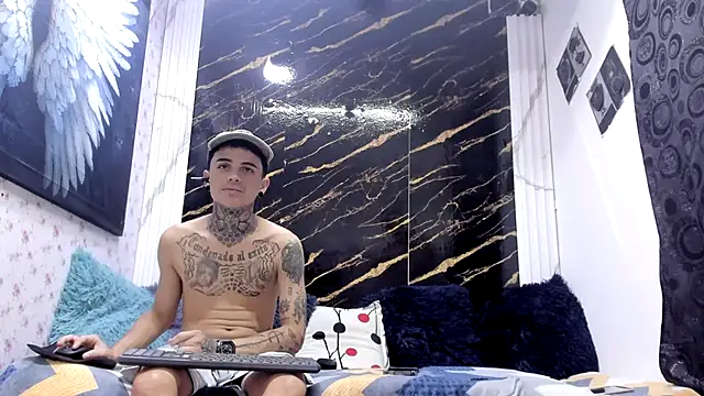 Snapshot of exotic_hot_couple chatting on June 2026 08:58:02 PM exotic hot couple online show from June 2026 08:58:02 PM