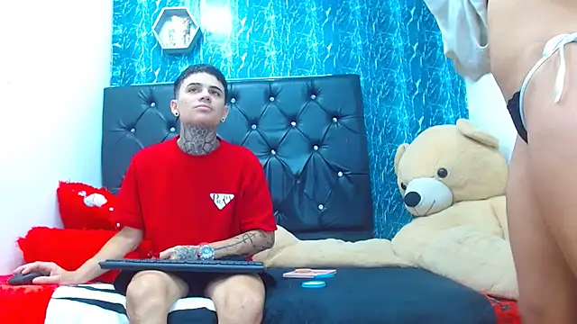 exotic hot couple online show from January 2025 01:22:01 AM