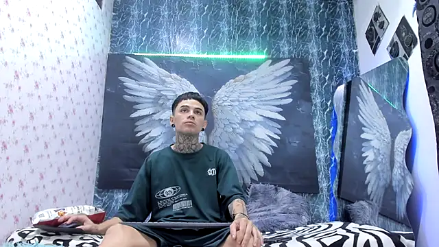 exotic hot couple online show from April 2026 01:53:01 AM