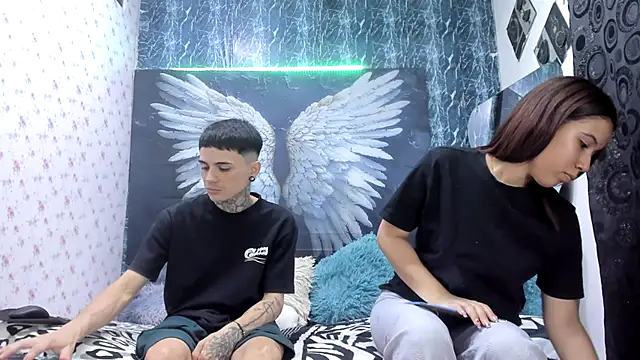 exotic hot couple online show from April 2026 12:16:02 AM