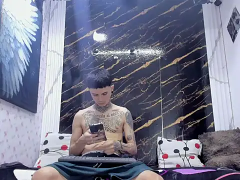 exotic hot couple online show from May 2026 10:20:02 PM