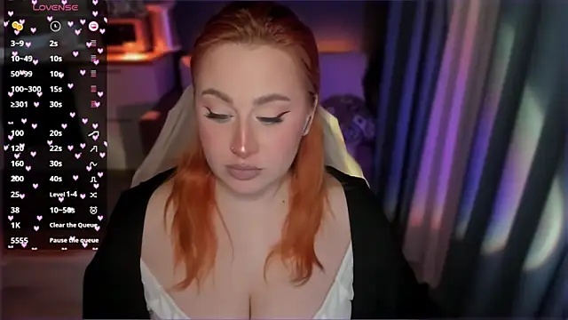 Snapshot of Flower_Camellia77 chatting on March 2025 11:05:01 PM Flower Camellia77 online show from March 2025 11:05:01 PM