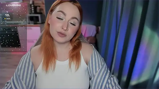 Snapshot of Flower_Camellia77 chatting on January 2025 11:16:01 PM Flower Camellia77 online show from January 2025 11:16:01 PM