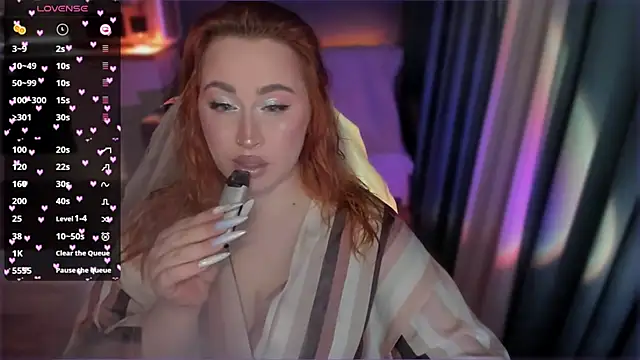 Snapshot of Flower_Camellia77 chatting on March 2025 10:49:01 PM Flower Camellia77 online show from March 2025 10:49:01 PM