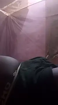 Snapshot of Kamhot33 chatting on March 2025 03:05:02 PM Kamhot33 online show from March 2025 03:05:02 PM