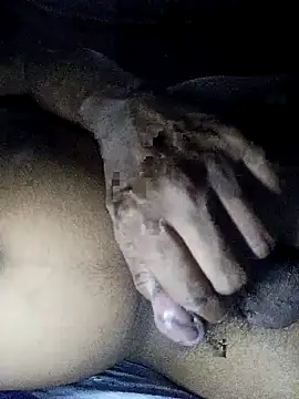 Snapshot of Kamhot33 chatting on September 2025 03:52:02 PM Kamhot33 online show from September 2025 03:52:02 PM