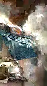 Snapshot of Kamhot33 chatting on February 2025 03:04:02 PM Kamhot33 online show from February 2025 03:04:02 PM