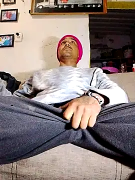 NewBe9D9 online show from November 2025 09:57:01 AM