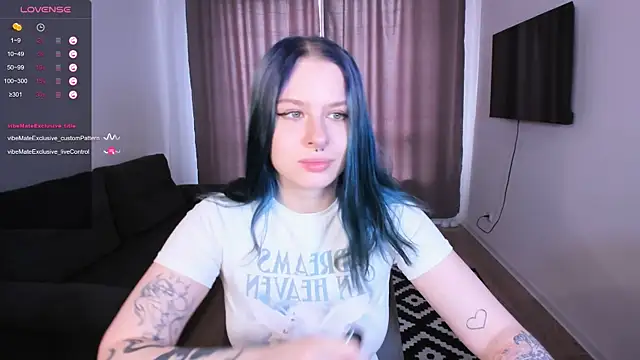 Snapshot of tender_kiitty chatting on June 2026 02:37:02 PM tender kiitty online show from June 2026 02:37:02 PM