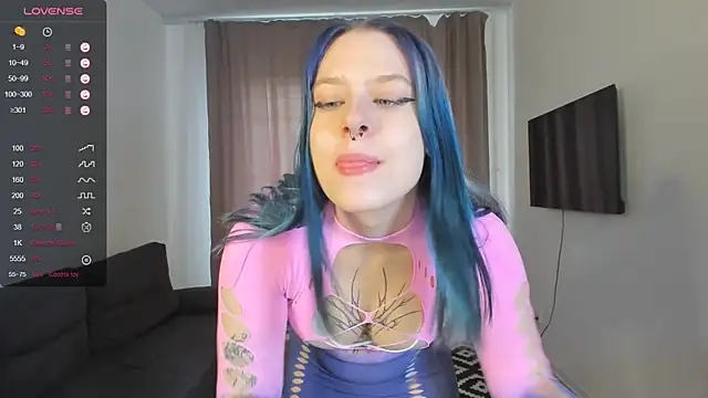 Snapshot of tender_kiitty chatting on June 2026 03:33:01 PM tender kiitty online show from June 2026 03:33:01 PM