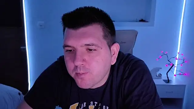 Snapshot of JasonJacks chatting on December 2025 04:46:02 AM JasonJacks online show from December 2025 04:46:02 AM