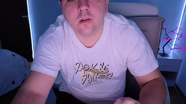 Snapshot of JasonJacks chatting on October 2025 03:38:01 AM JasonJacks online show from October 2025 03:38:01 AM