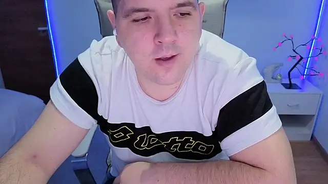 Snapshot of JasonJacks chatting on December 2025 05:35:02 AM JasonJacks online show from December 2025 05:35:02 AM