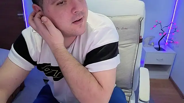 Snapshot of JasonJacks chatting on November 2025 03:56:02 PM JasonJacks online show from November 2025 03:56:02 PM