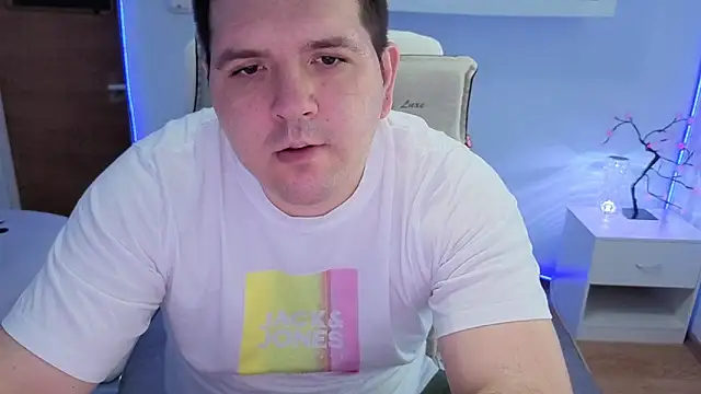 Snapshot of JasonJacks chatting on June 2026 05:52:01 AM JasonJacks online show from June 2026 05:52:01 AM