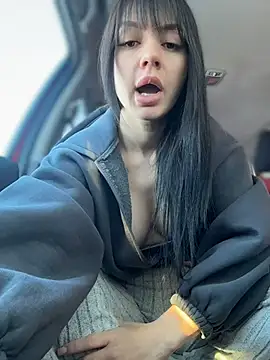 JulliaVegas online show from February 2026 02:57:02 AM