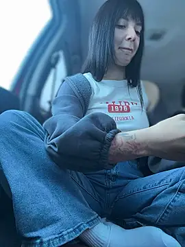 JulliaVegas online show from January 2026 03:12:01 AM