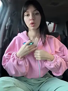 JulliaVegas online show from November 2025 01:45:01 AM