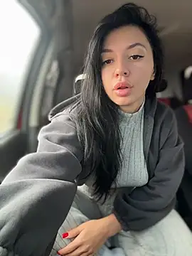 JulliaVegas online show from May 2026 02:26:01 AM