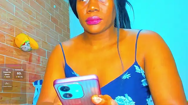 yonsol abril online show from December 2025 09:28:01 PM