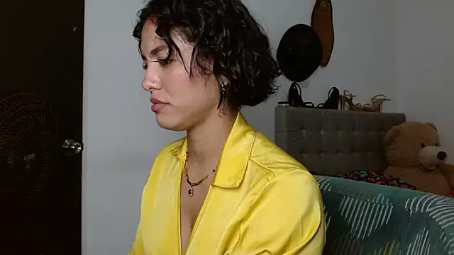 Sexy Lia  online show from May 2026 11:30:01 PM