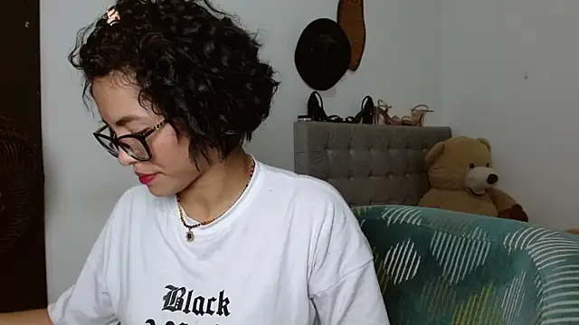 Sexy Lia  online show from April 2026 02:27:02 AM