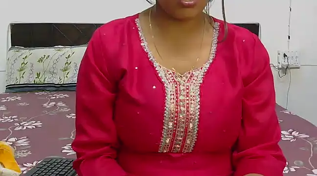 Snapshot of chavi_12 chatting on March 2025 04:11:01 PM chavi 12 online show from March 2025 04:11:01 PM