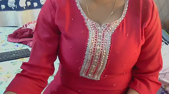 Snapshot of chavi_12 chatting on February 2025 05:41:01 PM chavi 12 online show from February 2025 05:41:01 PM