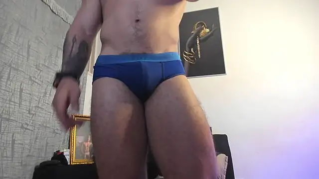 Snapshot of vincent_carusso94 chatting on April 2026 01:42:02 AM vincent carusso94 online show from April 2026 01:42:02 AM