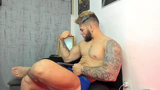 Snapshot of vincent_carusso94 chatting on October 2025 03:38:01 AM vincent carusso94 online show from October 2025 03:38:01 AM