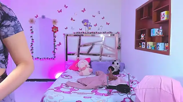 Snapshot of perlabeautiful chatting on November 2025 12:16:01 PM perlabeautiful online show from November 2025 12:16:01 PM