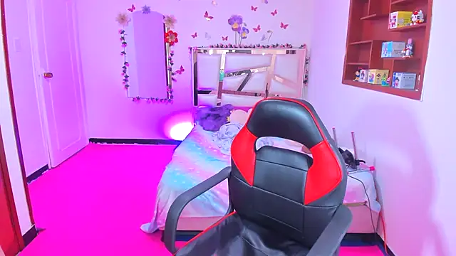 perlabeautiful online show from March 2026 12:16:02 AM