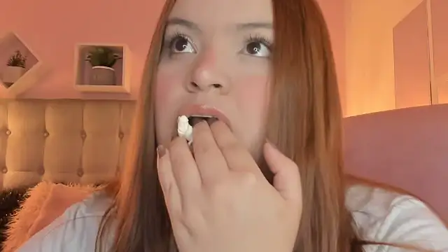 Snapshot of melanie_hh chatting on November 2025 04:02:01 AM melanie hh online show from November 2025 04:02:01 AM