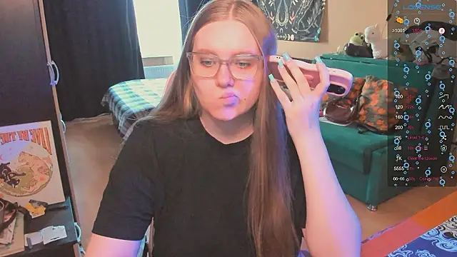 Alice Dreamgirl  online show from March 2026 11:23:01 AM