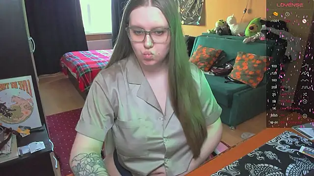 Alice Dreamgirl  online show from March 2026 10:44:01 AM