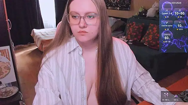 Snapshot of Alice_Dreamgirl_ chatting on July 2026 12:22:02 PM Alice Dreamgirl online show from July 2026 12:22:02 PM