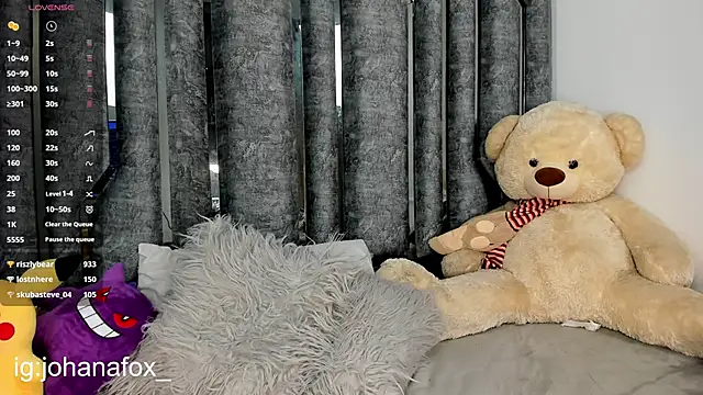 johanafox  online show from December 2024 11:22:02 AM