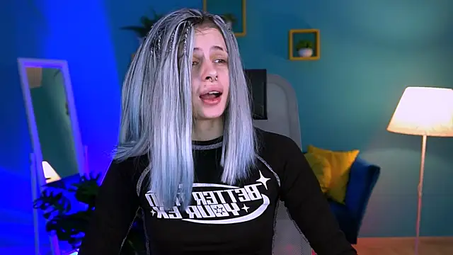 Snapshot of JadeCastle_ chatting on November 2025 03:42:02 AM JadeCastle online show from November 2025 03:42:02 AM